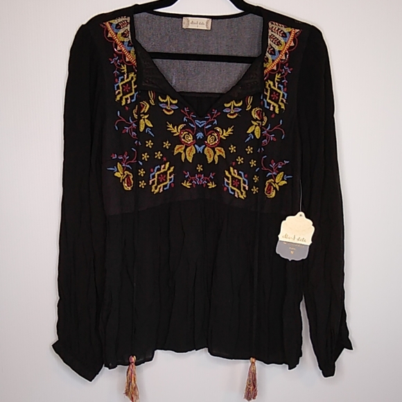 Altar'd State Tops - NWT Altar'd State Black Long Sleeve Boho Top Small